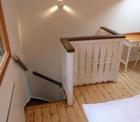Apartment Cozy Cottage With Private Garden, Romantic Retreat Vienna