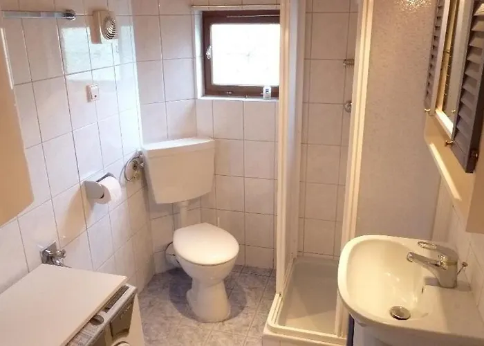 Cozy Cottage With Private Garden, Romantic Retreat * Vienna